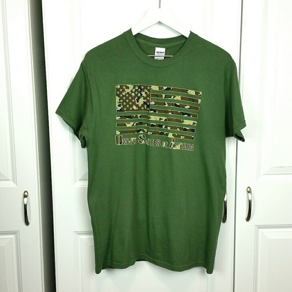 Gildan Camo Flag shirt, sz M - Picture 1 of 4